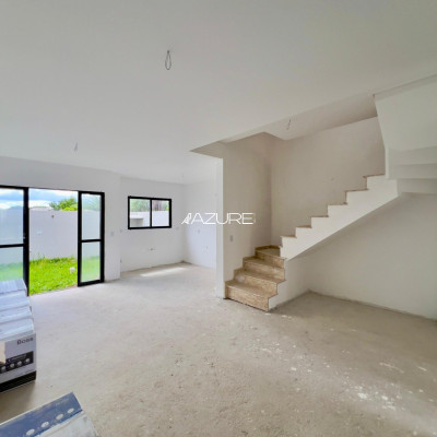 Triplex com 3 quartos e suíte no Cajuru
