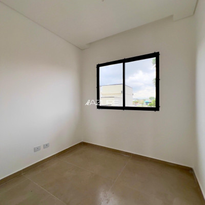 Triplex com 3 quartos e suíte no Cajuru