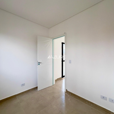 Triplex com 3 quartos e suíte no Cajuru