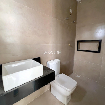 Triplex com 3 quartos e suíte no Cajuru