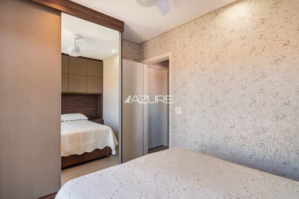 Apartamento porteira fechada, 2q, no Bacacheri