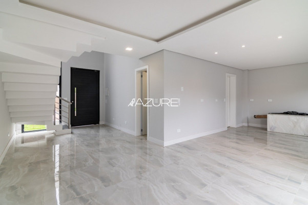 AZURE VENDE Casa 3 Suíte em condomínio Pilarzinho.