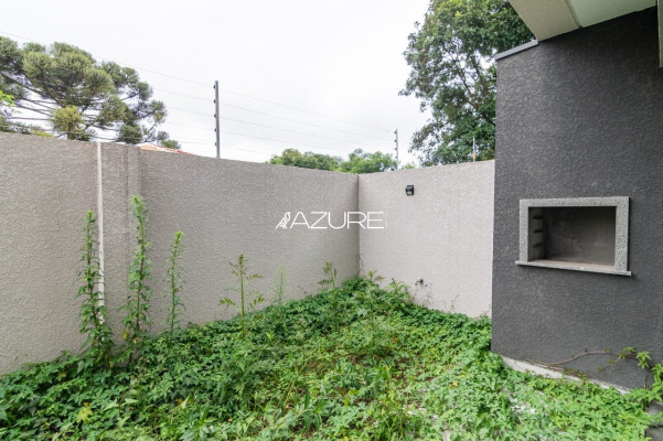 AZURE VENDE Casa 3 Suíte em condomínio Pilarzinho.