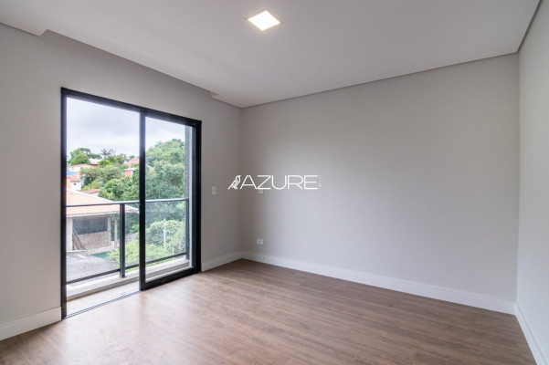 AZURE VENDE Casa 3 Suíte em condomínio Pilarzinho.