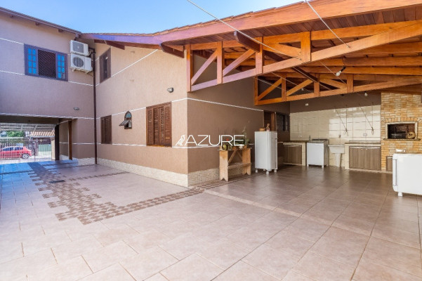 Casa à venda no Novo Mundo