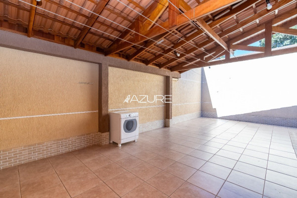 Casa à venda no Novo Mundo