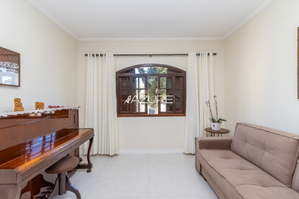 Casa à venda no Novo Mundo