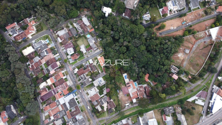 Terreno à venda no bairro São Lourenço