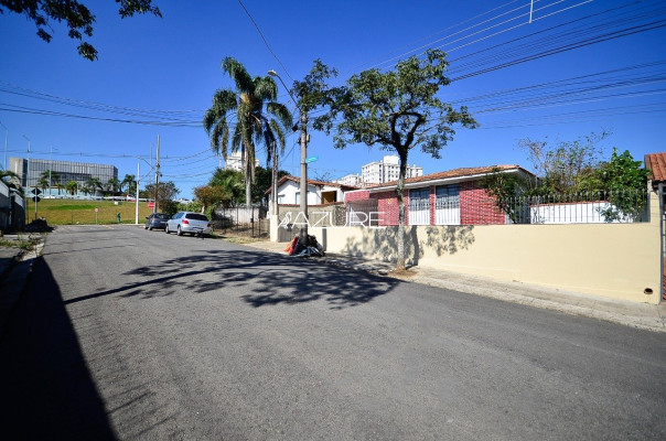 Casa térrea - Conjunto Residencial Solar Bacacheri