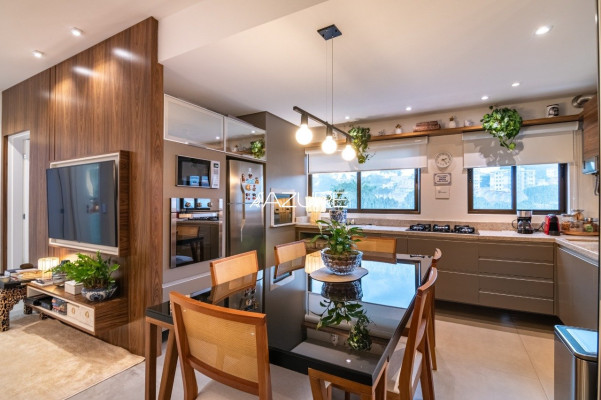 Apartamento semi mobiliado, 2quartos, no Bacacheri