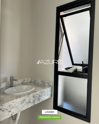Triplex com 3 quartos em Santa Felicidade