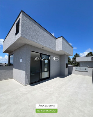 Triplex com 3 quartos em Santa Felicidade