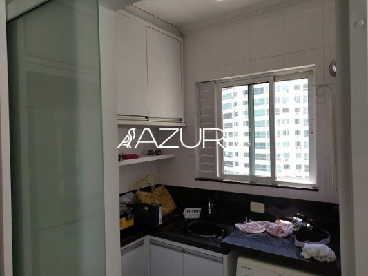 Apartamento na quadra do mar - Bal. Camburiú