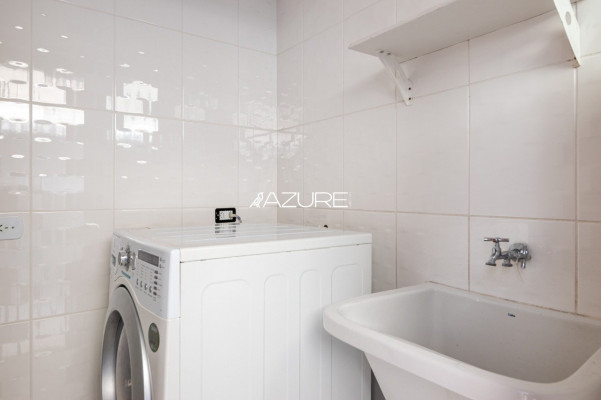 Amplo sobrado em Santa Felicidade