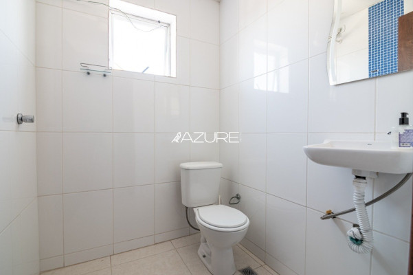 Amplo sobrado em Santa Felicidade