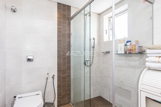 Apartamento revitalizado, 150m², no Batel