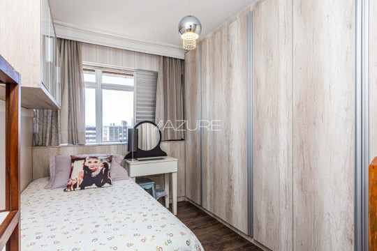 Apartamento revitalizado, 150m², no Batel