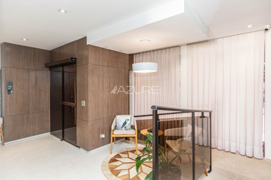 Apartamento revitalizado, 150m², no Batel