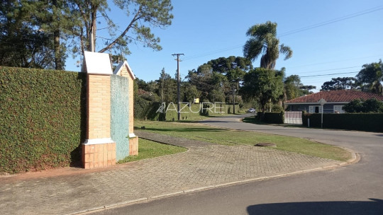 Terreno em condomínio fechado em Piraquara.