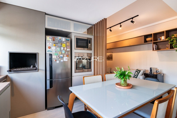 Apartamento semi-mobiliado, 2q, no Bacacheri