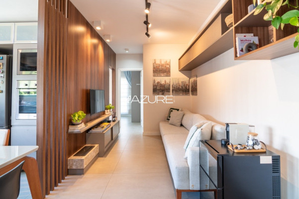 Apartamento semi-mobiliado, 2q, no Bacacheri